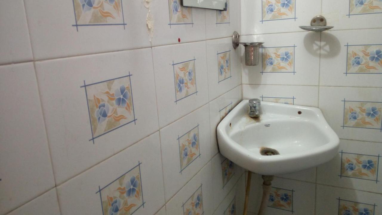 Ishan Paying Guest House Varanasi Exterior foto